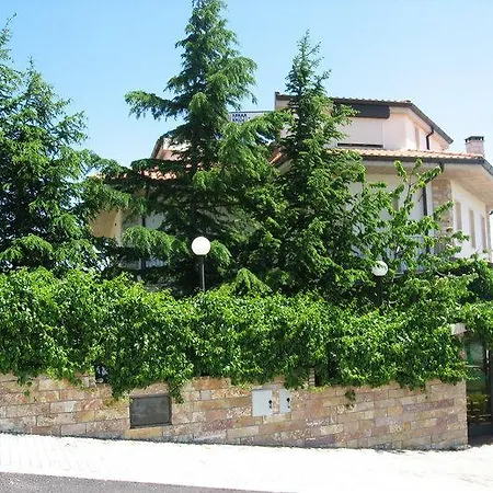 Ξενοδοχείο San Giovanni 2*